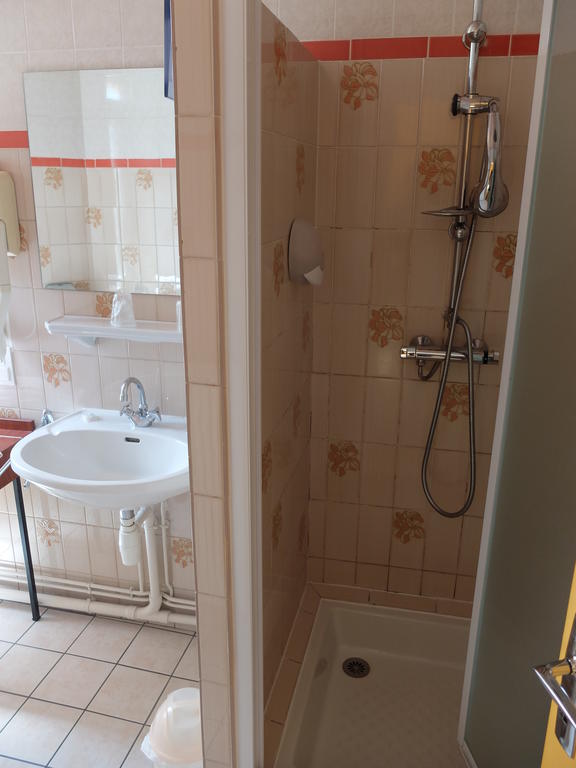 Hotel Les Messageries Saint-Flour  Zimmer foto